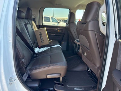 2027 RAM Ram 3500 RAM 3500 LIMITED LONGHORN MEGA CAB 4X4 6'4' BOX