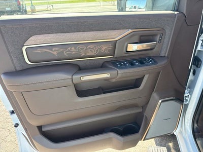 2027 RAM Ram 3500 RAM 3500 LIMITED LONGHORN MEGA CAB 4X4 6'4' BOX