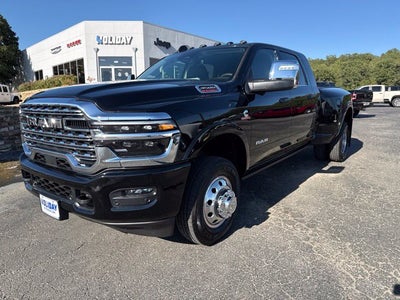 2027 RAM Ram 3500 RAM 3500 LIMITED LONGHORN MEGA CAB 4X4 6'4' BOX
