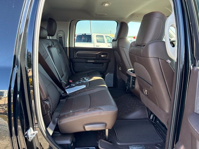 2027 RAM Ram 3500 RAM 3500 LIMITED LONGHORN MEGA CAB 4X4 6'4' BOX