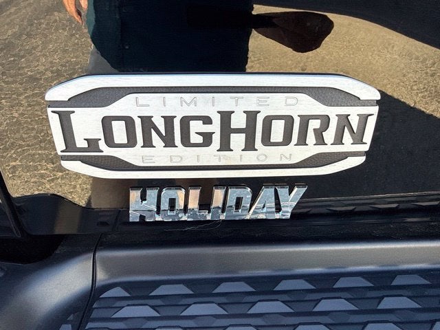 2027 RAM Ram 3500 RAM 3500 LIMITED LONGHORN MEGA CAB 4X4 6'4' BOX