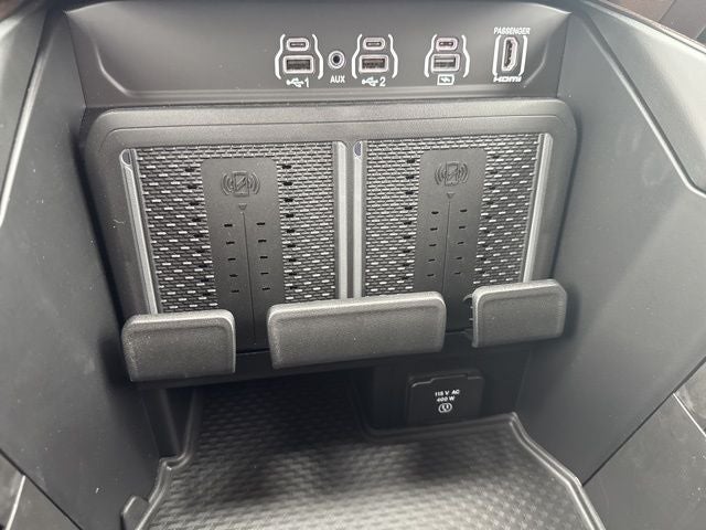 2026 RAM Ram 3500 RAM 3500 LIMITED LONGHORN MEGA CAB 4X4 6'4' BOX