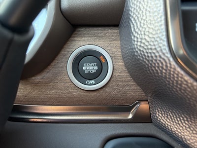 2025 RAM Ram 3500 RAM 3500 LIMITED LONGHORN CREW CAB 4X4 8' BOX