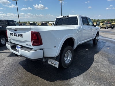 2025 RAM Ram 3500 RAM 3500 LIMITED LONGHORN CREW CAB 4X4 8' BOX
