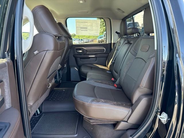 2026 RAM 3500 RAM 3500 LIMITED LONGHORN CREW CAB 4X4 8' BOX