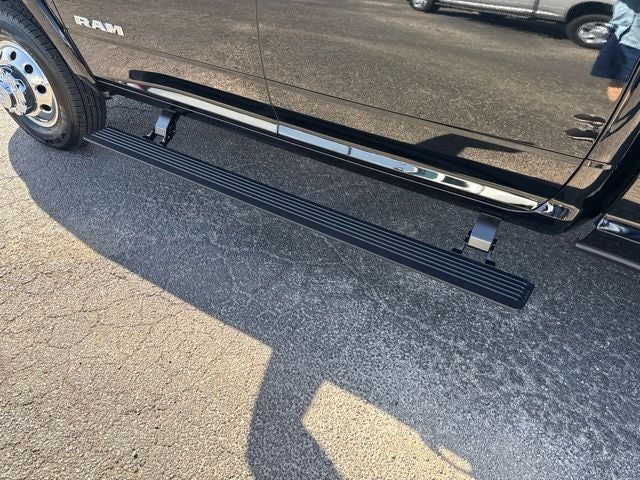 2026 RAM 3500 RAM 3500 LIMITED LONGHORN CREW CAB 4X4 8' BOX