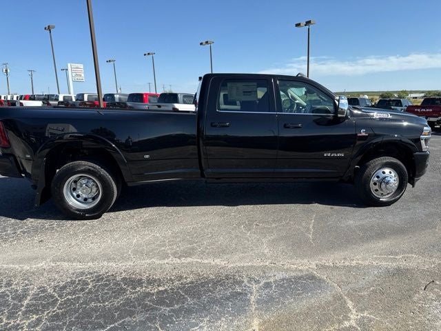 2026 RAM 3500 RAM 3500 LIMITED LONGHORN CREW CAB 4X4 8' BOX