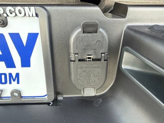 2026 RAM 2500 RAM 2500 TRADESMAN CREW CAB 4X4 6'4' BOX