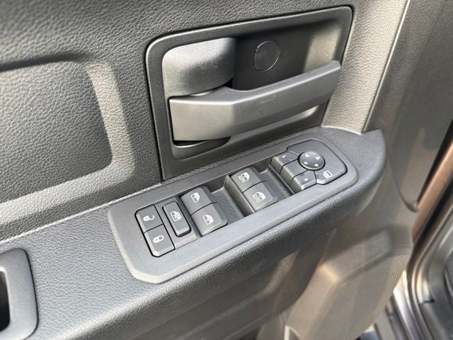 2026 RAM 2500 RAM 2500 TRADESMAN CREW CAB 4X4 6'4' BOX