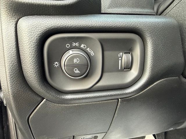 2026 RAM 2500 RAM 2500 TRADESMAN CREW CAB 4X4 6'4' BOX