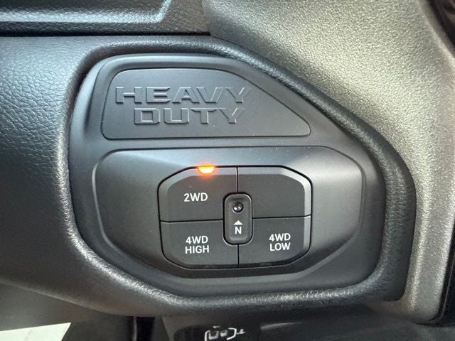 2026 RAM 2500 RAM 2500 TRADESMAN CREW CAB 4X4 6'4' BOX