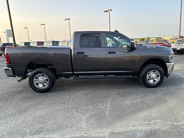 2026 RAM 2500 RAM 2500 TRADESMAN CREW CAB 4X4 6'4' BOX