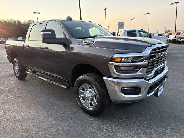 2026 RAM 2500 RAM 2500 TRADESMAN CREW CAB 4X4 6'4' BOX