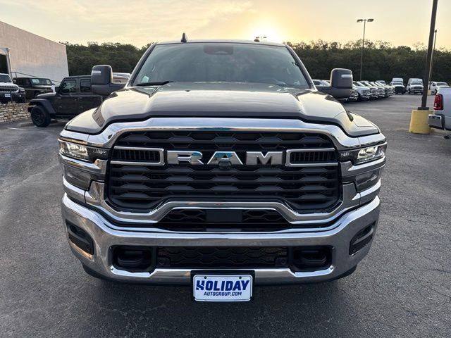 2026 RAM 2500 RAM 2500 TRADESMAN CREW CAB 4X4 6'4' BOX