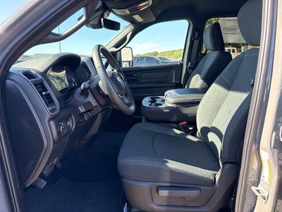 2027 RAM Ram 2500 RAM 2500 BLACK EXPRESS CREW CAB 4X4 6'4' BOX