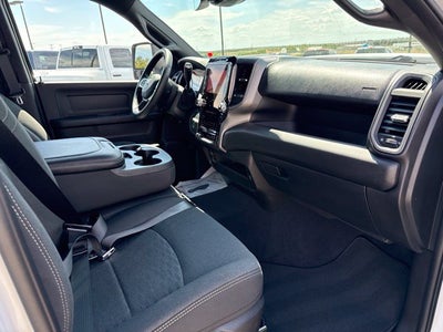 2027 RAM Ram 2500 RAM 2500 BLACK EXPRESS CREW CAB 4X4 6'4' BOX