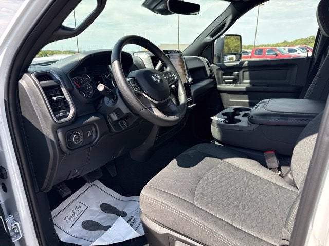2027 RAM Ram 2500 RAM 2500 BLACK EXPRESS CREW CAB 4X4 6'4' BOX