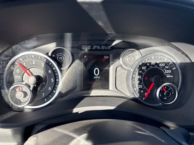 2026 RAM 2500 RAM 2500 TRADESMAN CREW CAB 4X4 6'4' BOX