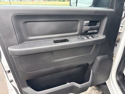 2018 RAM 2500 Tradesman Crew Cab 4x4 6'4' Box