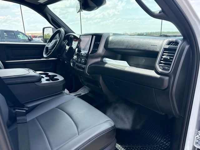 2026 RAM 2500 RAM 2500 TRADESMAN CREW CAB 4X4 6'4' BOX