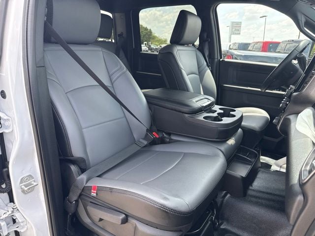 2026 RAM 2500 RAM 2500 TRADESMAN CREW CAB 4X4 6'4' BOX