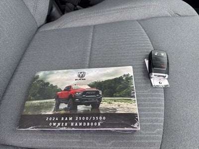 2024 RAM 2500 Big Horn Crew Cab 4x4 6'4' Box
