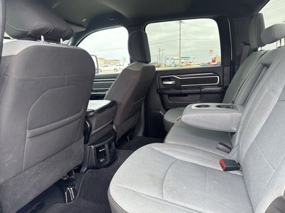 2024 RAM 2500 Big Horn Crew Cab 4x4 6'4' Box