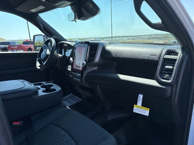 2026 RAM Ram 3500 Chassis Cab RAM 3500 TRADESMAN CREW CAB CHASSIS 4X4 60' CA