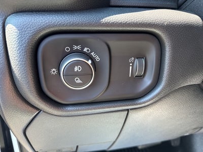 2026 RAM Ram 3500 Chassis Cab RAM 3500 TRADESMAN CREW CAB CHASSIS 4X4 60' CA