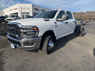 2026 RAM Ram 3500 Chassis Cab RAM 3500 TRADESMAN CREW CAB CHASSIS 4X4 60' CA