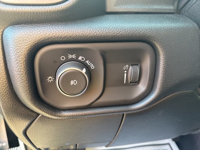 2026 RAM Ram 3500 Chassis Cab RAM 3500 TRADESMAN CREW CAB CHASSIS 4X4 60' CA