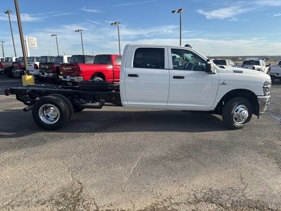 2026 RAM Ram 3500 Chassis Cab RAM 3500 TRADESMAN CREW CAB CHASSIS 4X4 60' CA