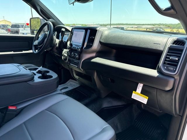2026 RAM Ram 3500 Chassis Cab RAM 3500 TRADESMAN CREW CAB CHASSIS 4X4 60' CA