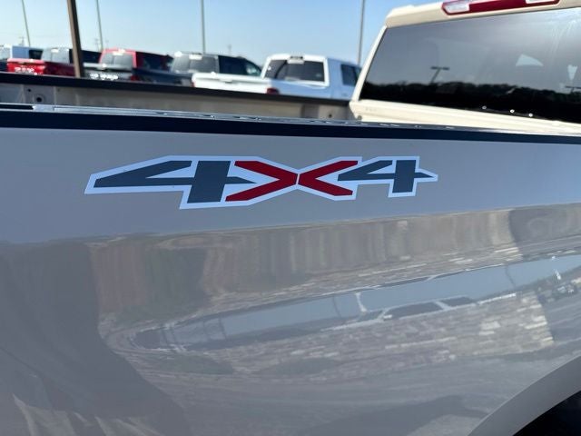 2026 Chevrolet Silverado 1500 4WD Crew Cab Short Bed Custom