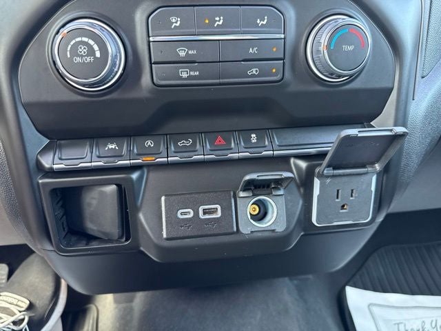 2026 Chevrolet Silverado 1500 4WD Crew Cab Short Bed Custom