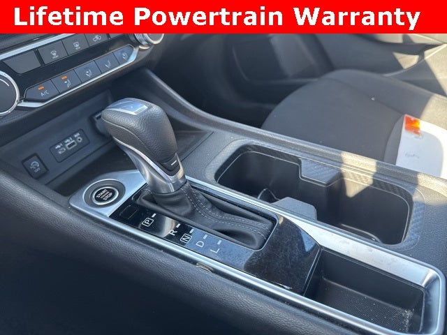 2024 Nissan Sentra SV Xtronic CVT